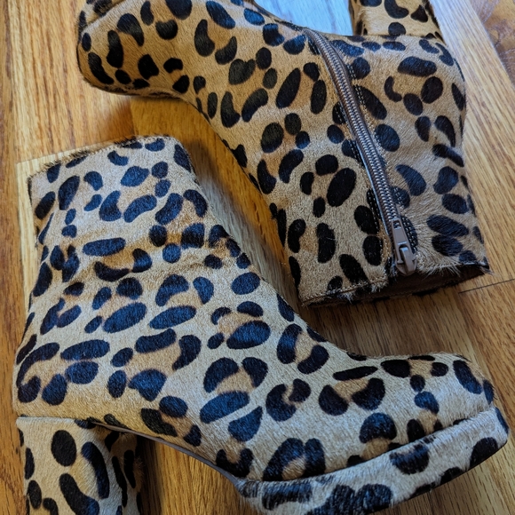 Jeffrey Campbell Luxi Leopard Fur Boots size 5.5 - Picture 3 of 9